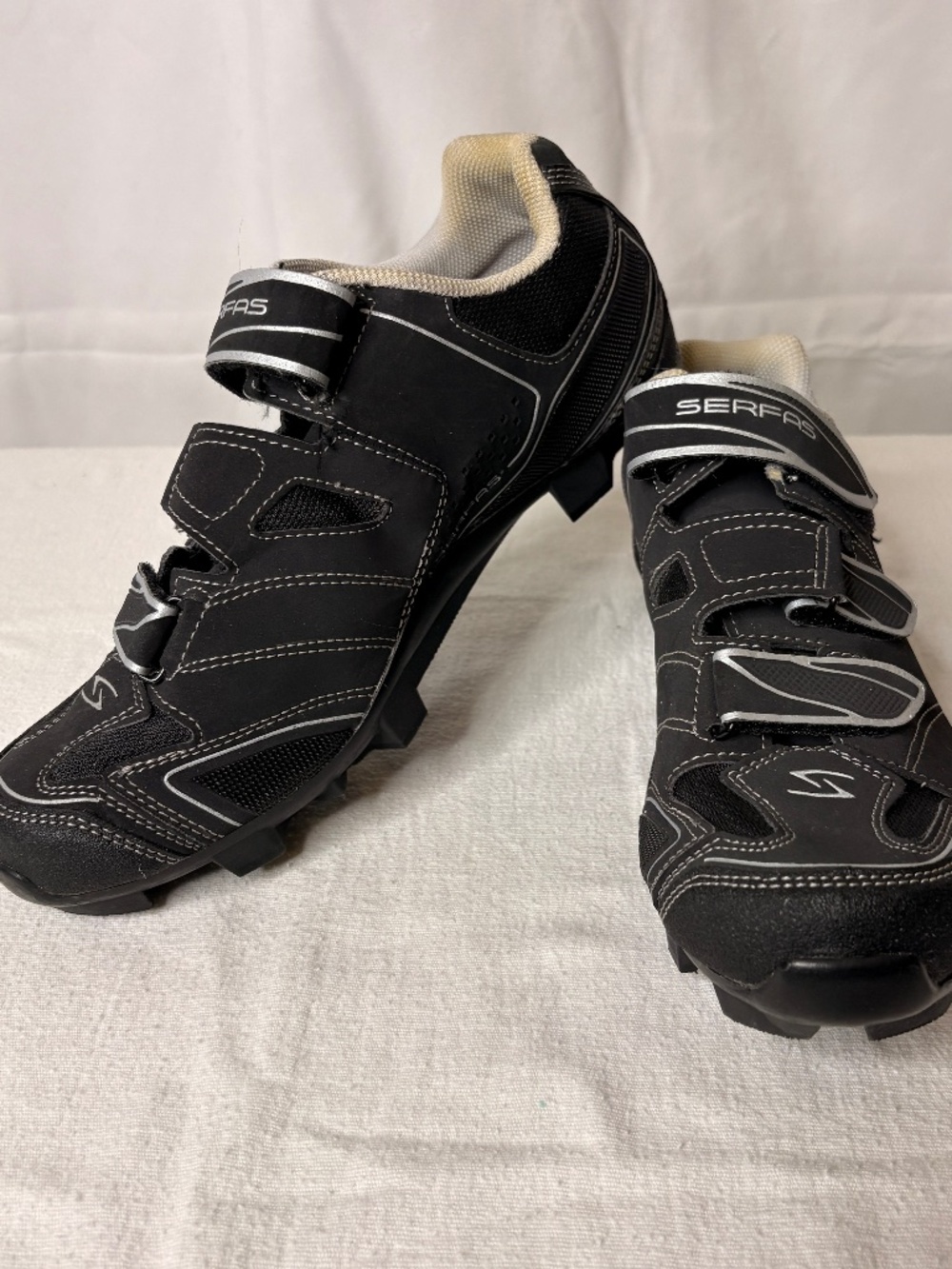 Serfas Womens Cycling Shoes TCP Size 40 Euro 8 US Black White Stiffness 7